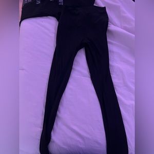 Black Lulu lemon align leggings